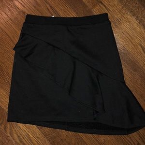 Black pencil skirt with ruffle